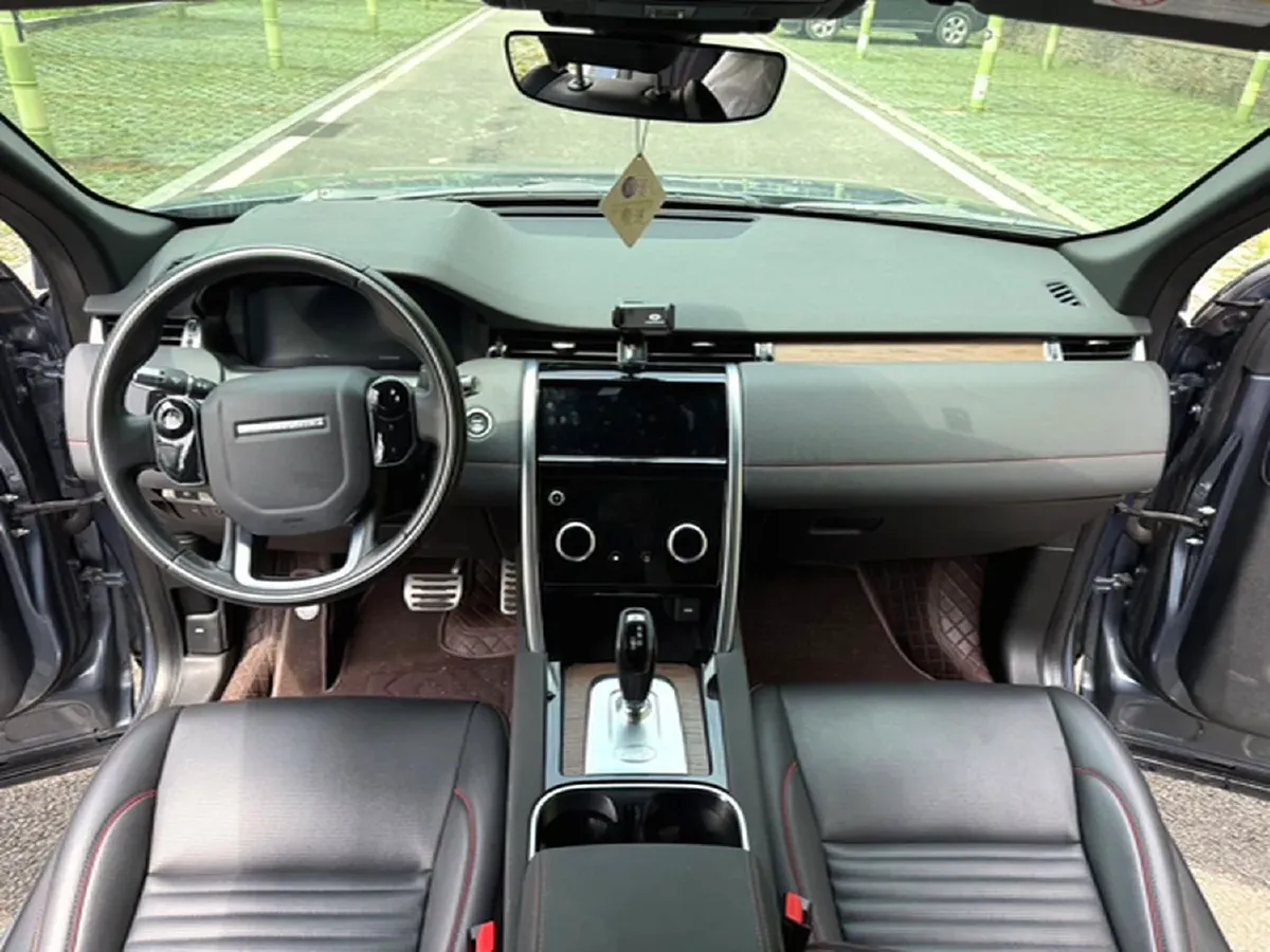 2020 Land Rover Discovery Sport 2.0T 249HP L4 9AT,autocango,china used car exporter,china ev exporter,chinese used car exporter,chinese used ev exporter