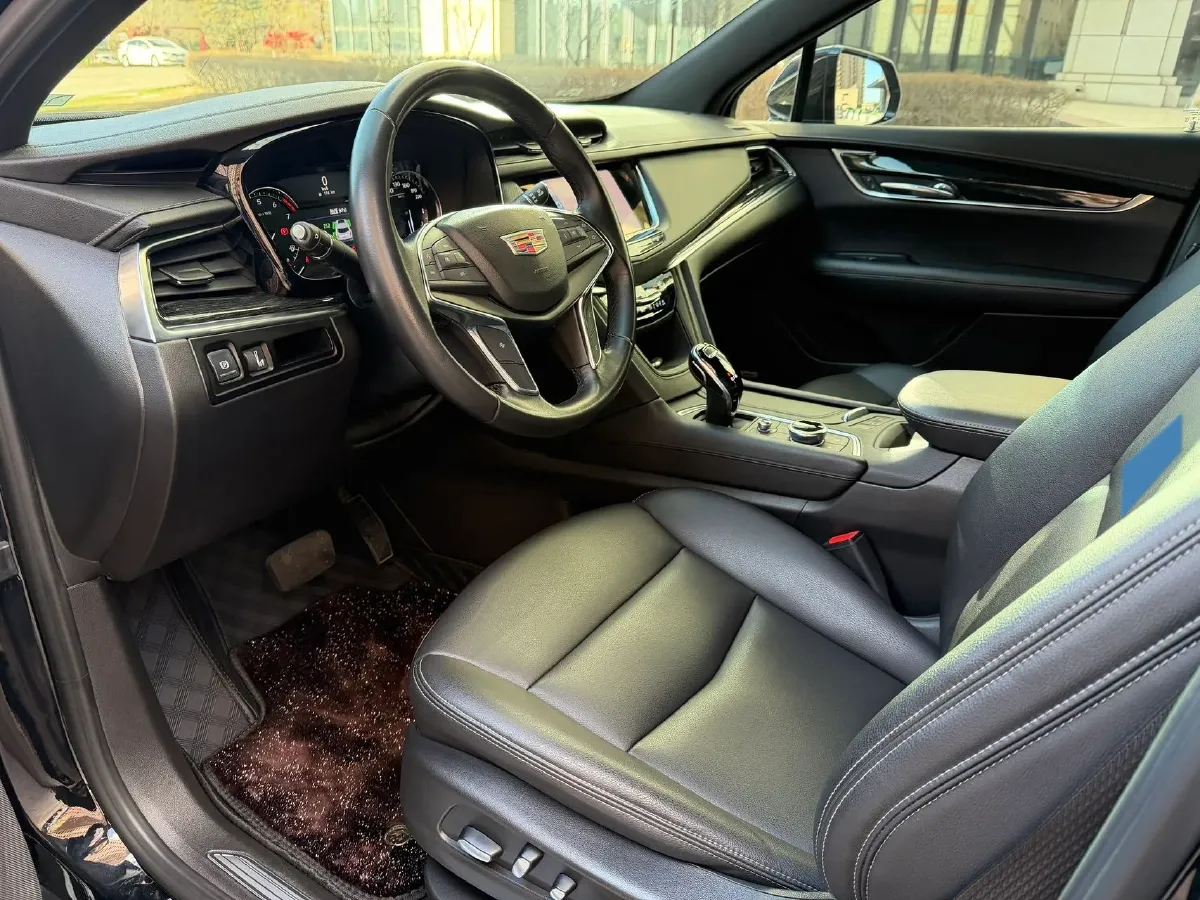 2021 Cadillac XT5 2.0T 237HP L4 9AT,autocango,china used car exporter,china ev exporter,chinese used car exporter,chinese used ev exporter