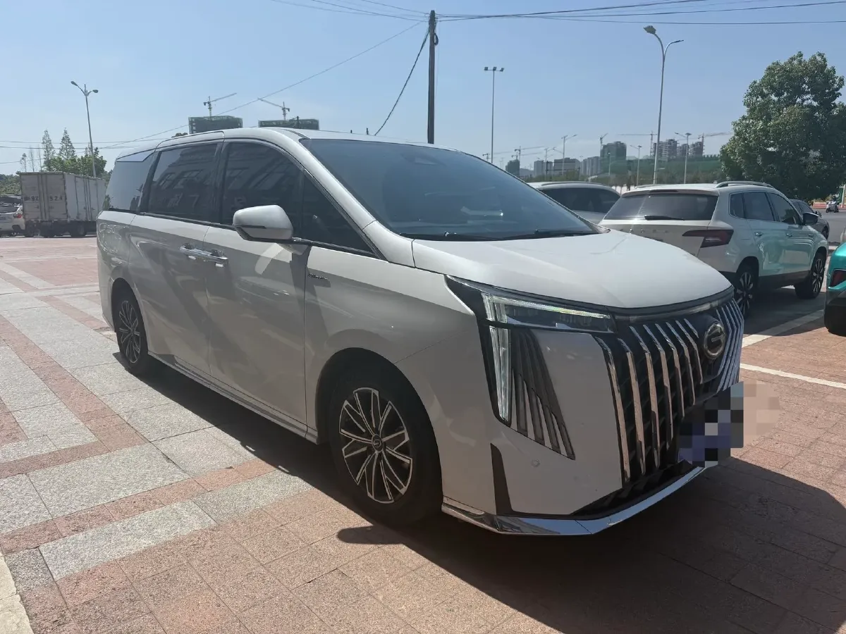 2024 GAC Trumpchi M8 2.0T 252HP L4 8AT,autocango,china used car exporter,china ev exporter,chinese used car exporter,chinese used ev exporter