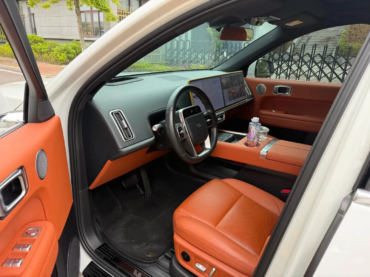 2024 Li L6 Range Extended 154HP L4 REEV 36.8KWH,autocango,china used car exporter,china ev exporter,chinese used car exporter,chinese used ev exporter