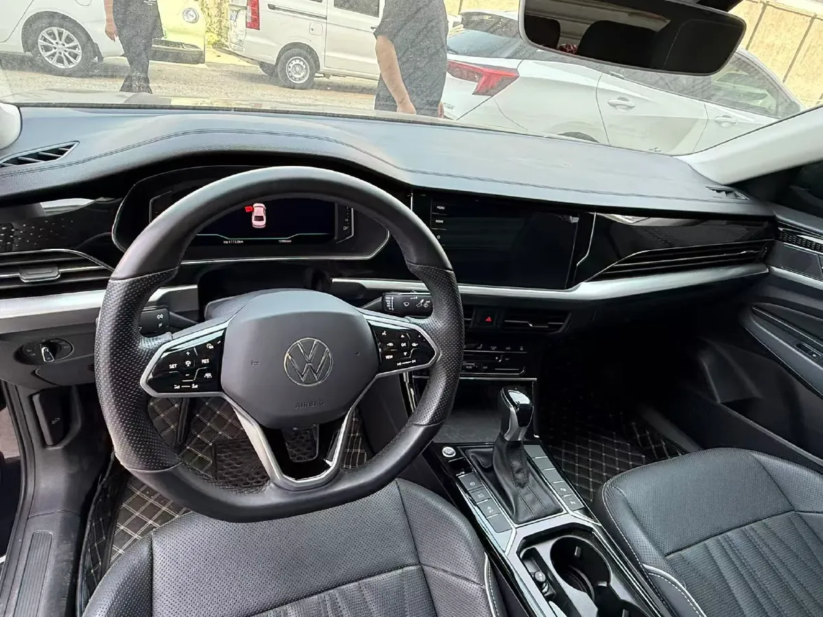 2022 Xpeng P7 BEV 60.2KWH,autocango,china used car exporter,china ev exporter,chinese used car exporter,chinese used ev exporter