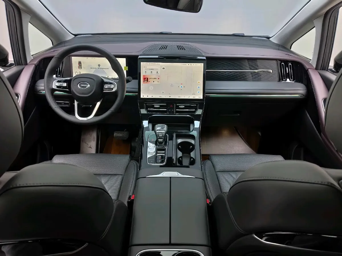 2024 GAC Trumpchi M8 2.0T 252HP L4 8AT,autocango,china used car exporter,china ev exporter,chinese used car exporter,chinese used ev exporter