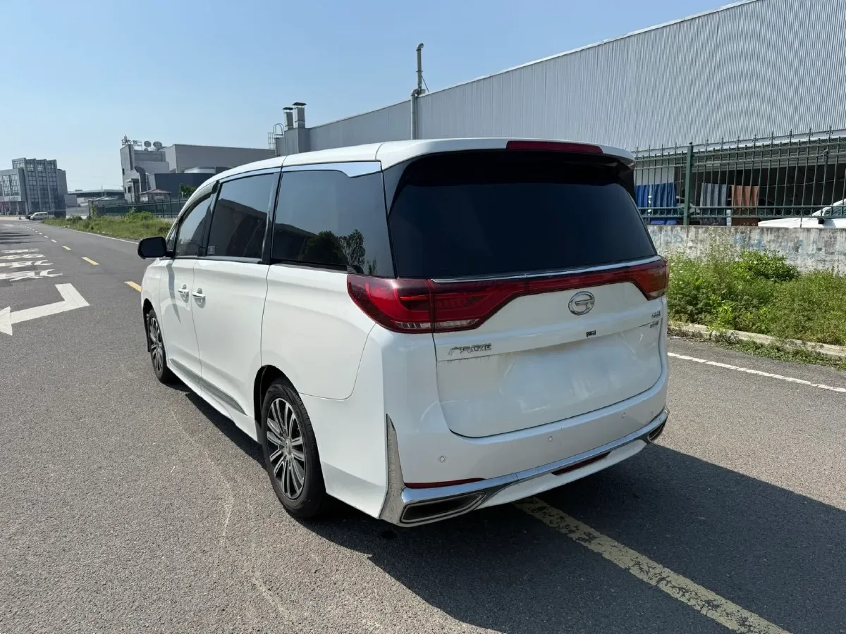 2021 GAC Trumpchi M8 2.0T 252HP L4 8AT,autocango,china used car exporter,china ev exporter,chinese used car exporter,chinese used ev exporter