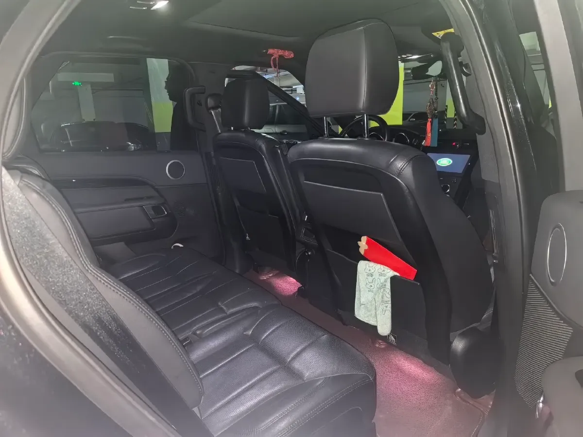 2019 Land Rover Discovery 3.0T 340HP V6 8AT,autocango,china used car exporter,china ev exporter,chinese used car exporter,chinese used ev exporter