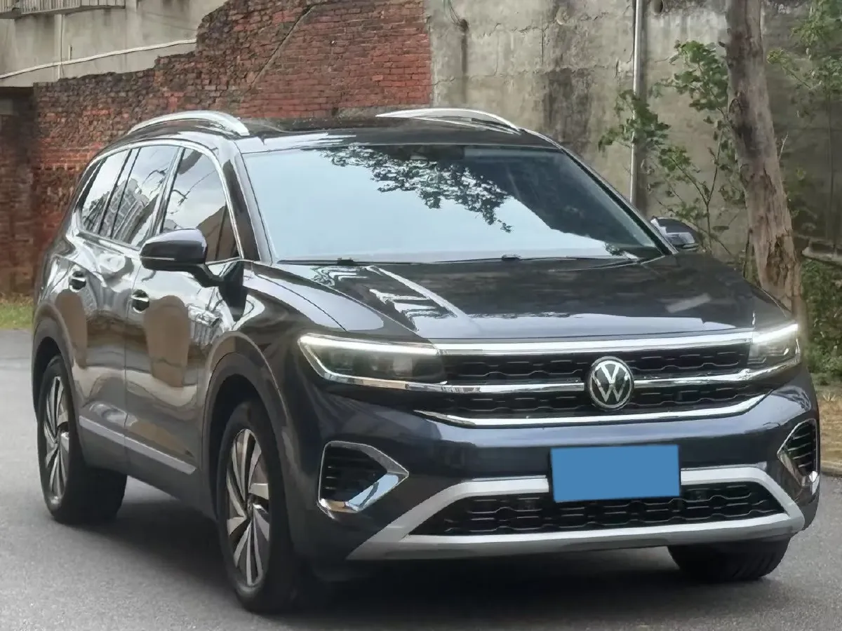2021 Volkswagen Talagon 2.0T 220HP L4 7DCT,autocango,china used car exporter,china ev exporter,chinese used car exporter,chinese used ev exporter