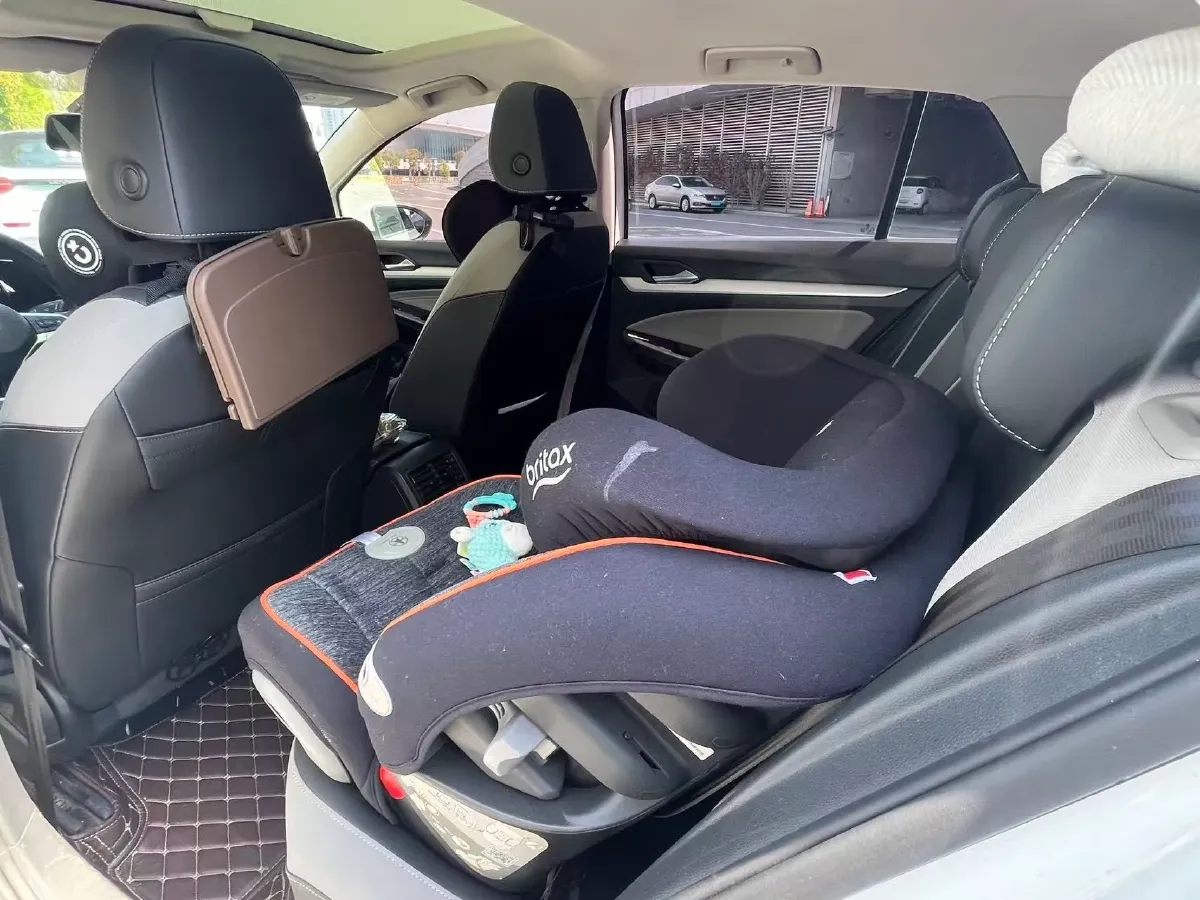 2021 Volkswagen Golf 1.4T 150HP L4 7DCT,autocango,china used car exporter,china ev exporter,chinese used car exporter,chinese used ev exporter