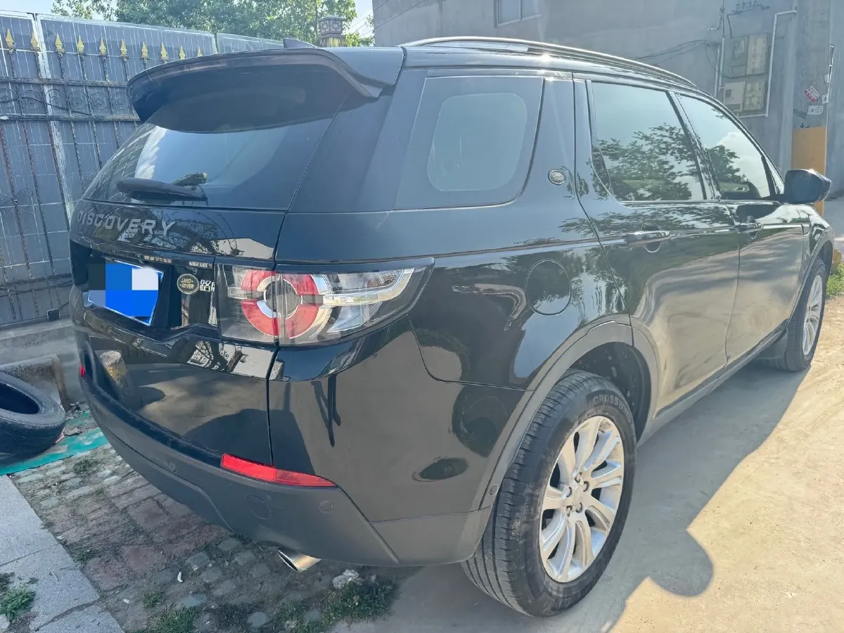 2018 Land Rover Discovery Sport 2.0T 200HP L4 9AT,autocango,china used car exporter,china ev exporter,chinese used car exporter,chinese used ev exporter