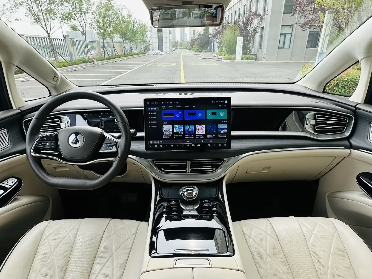 2024 Denza D9 1.5T 139HP L4 E-CVT PHEV 40KWH,autocango,china used car exporter,china ev exporter,chinese used car exporter,chinese used ev exporter