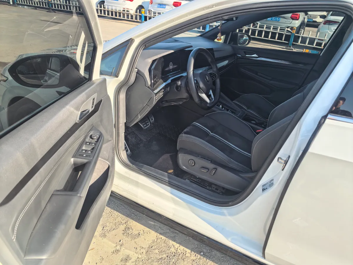 2023 Volkswagen Golf 1.4T 150HP L4 7DCT,autocango,china used car exporter,china ev exporter,chinese used car exporter,chinese used ev exporter