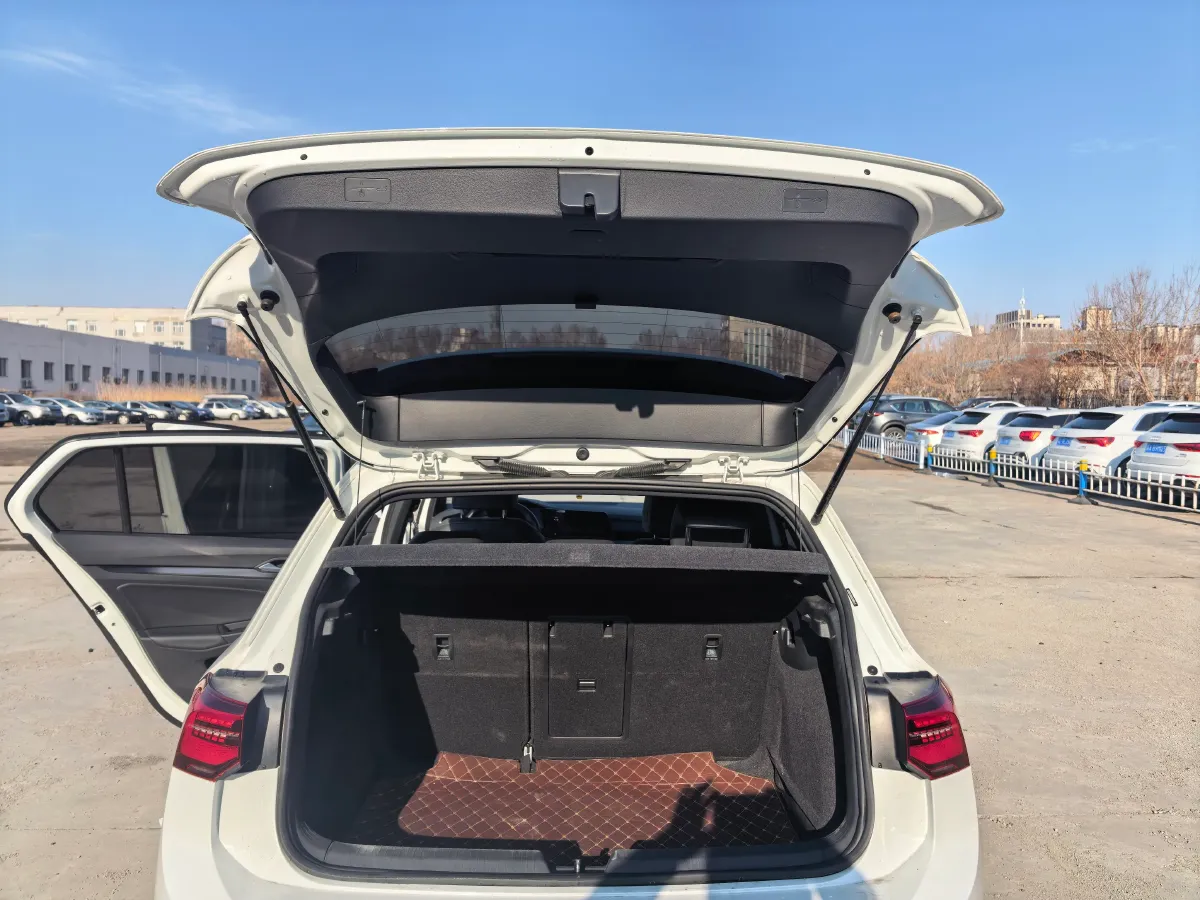 2023 Volkswagen Golf 1.4T 150HP L4 7DCT,autocango,china used car exporter,china ev exporter,chinese used car exporter,chinese used ev exporter