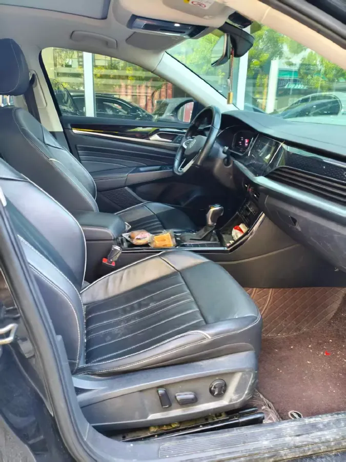 2022 Skoda Kodiak GT 2.0T 186HP L4 7DCT,autocango,china used car exporter,china ev exporter,chinese used car exporter,chinese used ev exporter