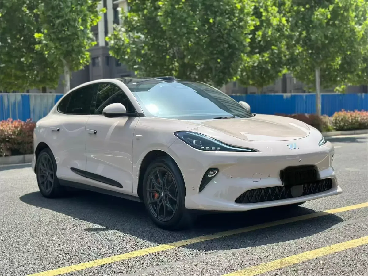 2025 IM LS6 BEV 75KWH,autocango,china used car exporter,china ev exporter,chinese used car exporter,chinese used ev exporter