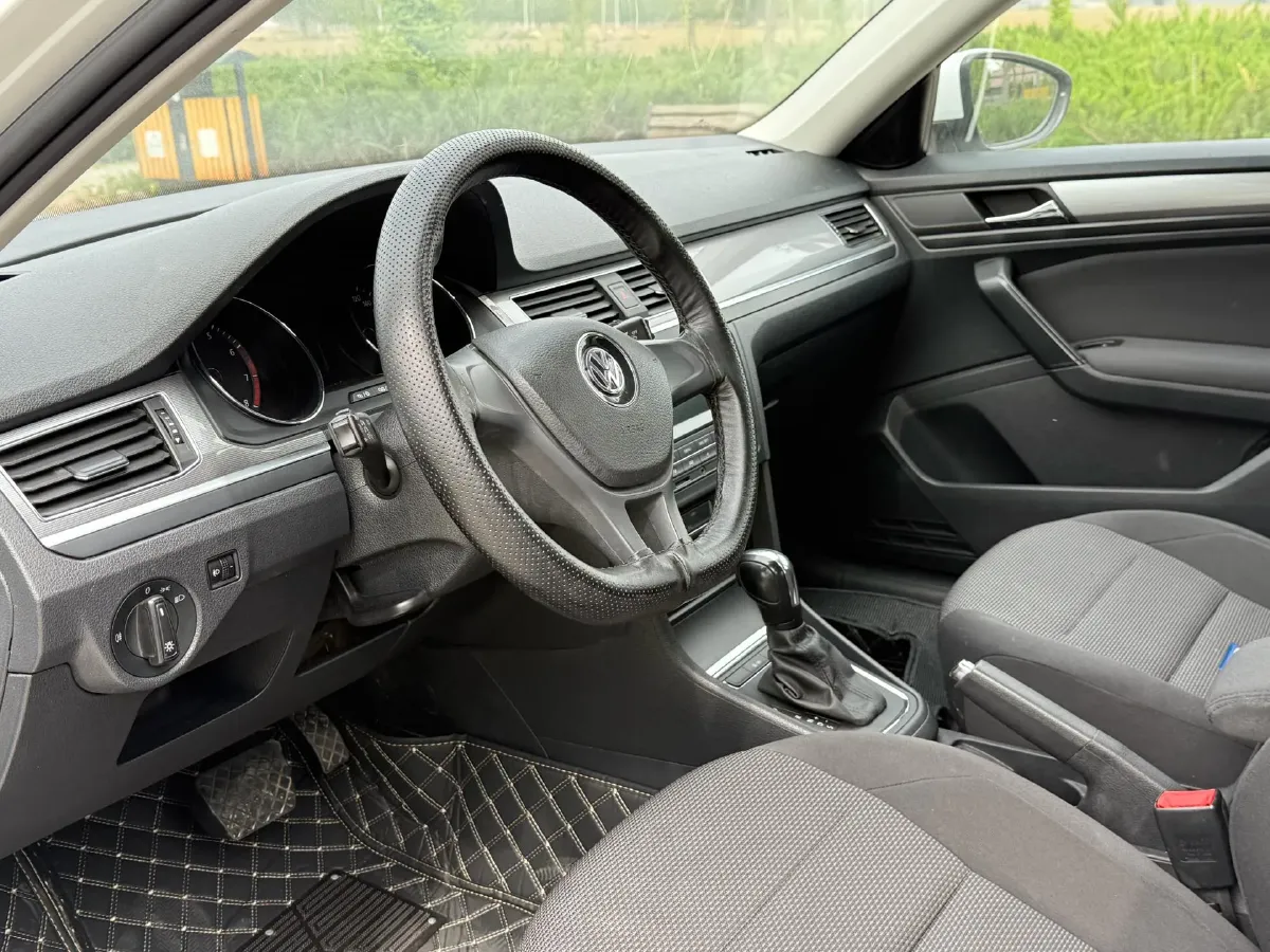 2019 Bestune T77 1.2T 143HP L4 7DCT,autocango,china used car exporter,china ev exporter,chinese used car exporter,chinese used ev exporter