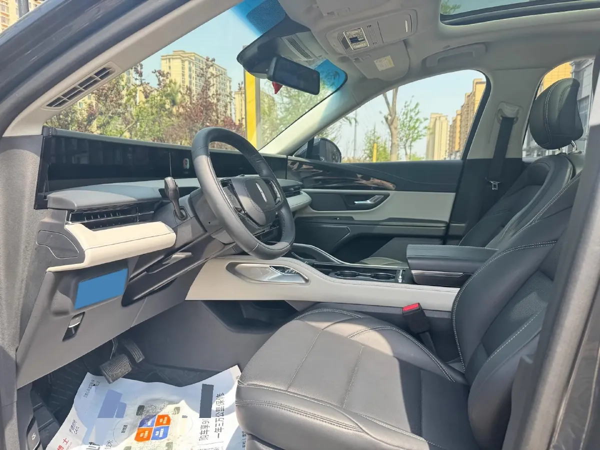 2023 Lincoln Nautilus 2.0T 261HP L4 8AT,autocango,china used car exporter,china ev exporter,chinese used car exporter,chinese used ev exporter