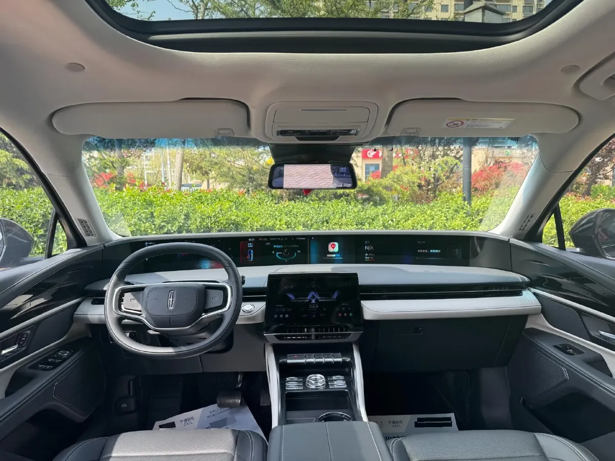 2023 Lincoln Nautilus 2.0T 261HP L4 8AT,autocango,china used car exporter,china ev exporter,chinese used car exporter,chinese used ev exporter