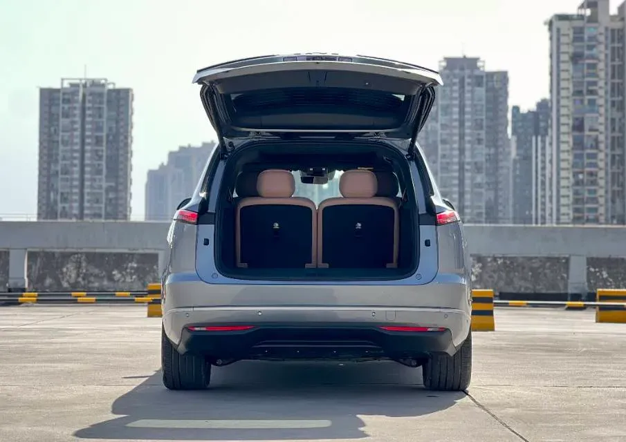 2025 ONVO L90 BEV,autocango,china used car exporter,china ev exporter,chinese used car exporter,chinese used ev exporter