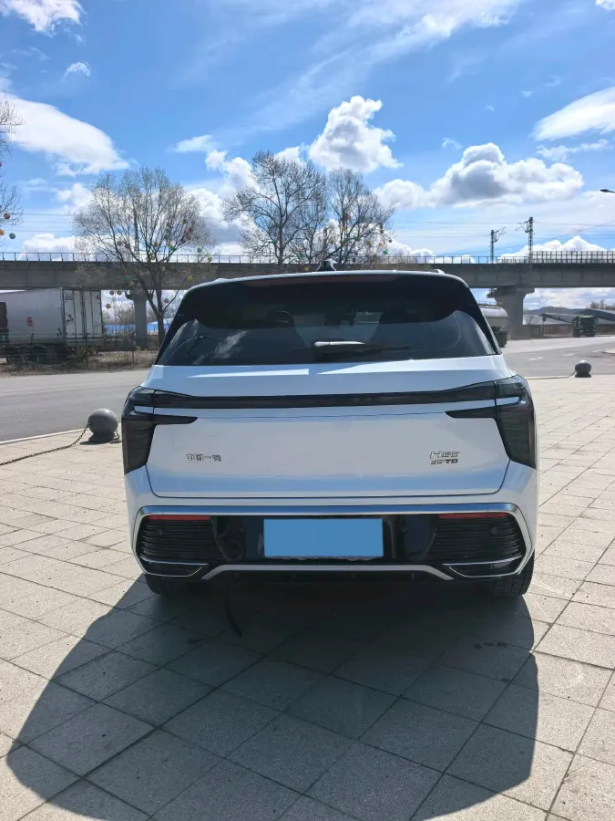 2023 HongQi HS3 1.5T 169HP L4 7DCT,autocango,china used car exporter,china ev exporter,chinese used car exporter,chinese used ev exporter