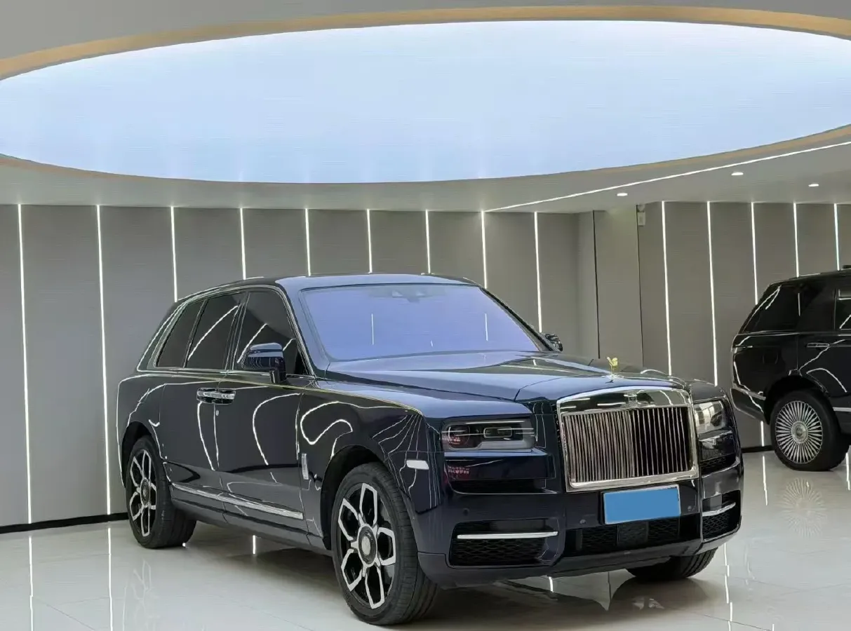 2018 Rolls-Royce Cullinan 6.7T 571HP V12 8AT,autocango,china used car exporter,china ev exporter,chinese used car exporter,chinese used ev exporter