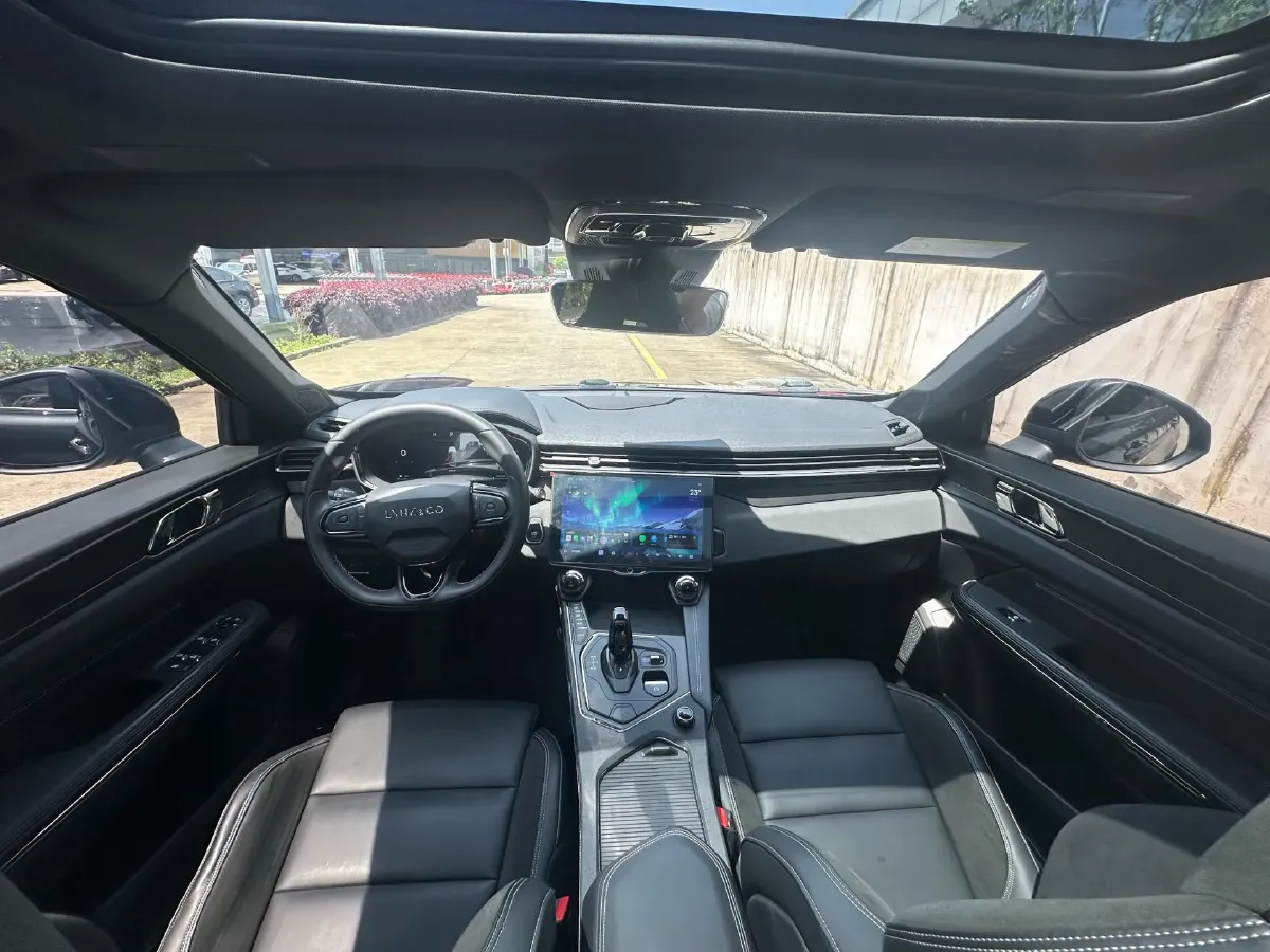 2022 HongQi H5 1.8T 197HP L4 6AT,autocango,china used car exporter,china ev exporter,chinese used car exporter,chinese used ev exporter