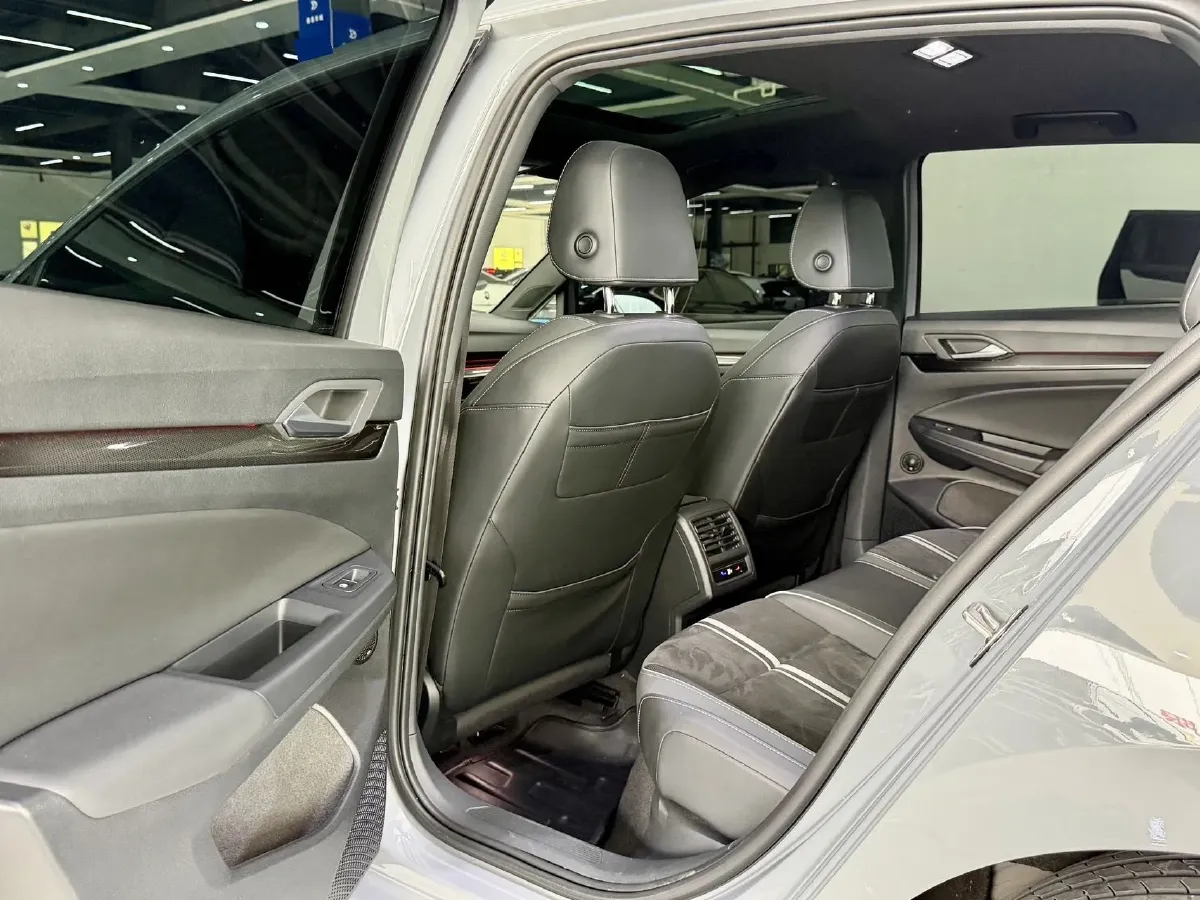 2021 Volkswagen Golf 1.4T 150HP L4 7DCT,autocango,china used car exporter,china ev exporter,chinese used car exporter,chinese used ev exporter