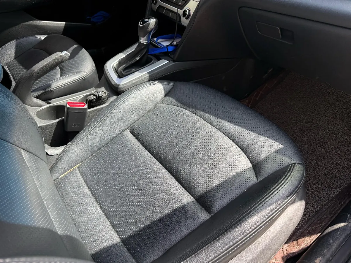 2016 Hyundai Elantra 1.6L 130HP L4 6AT,autocango,china used car exporter,china ev exporter,chinese used car exporter,chinese used ev exporter