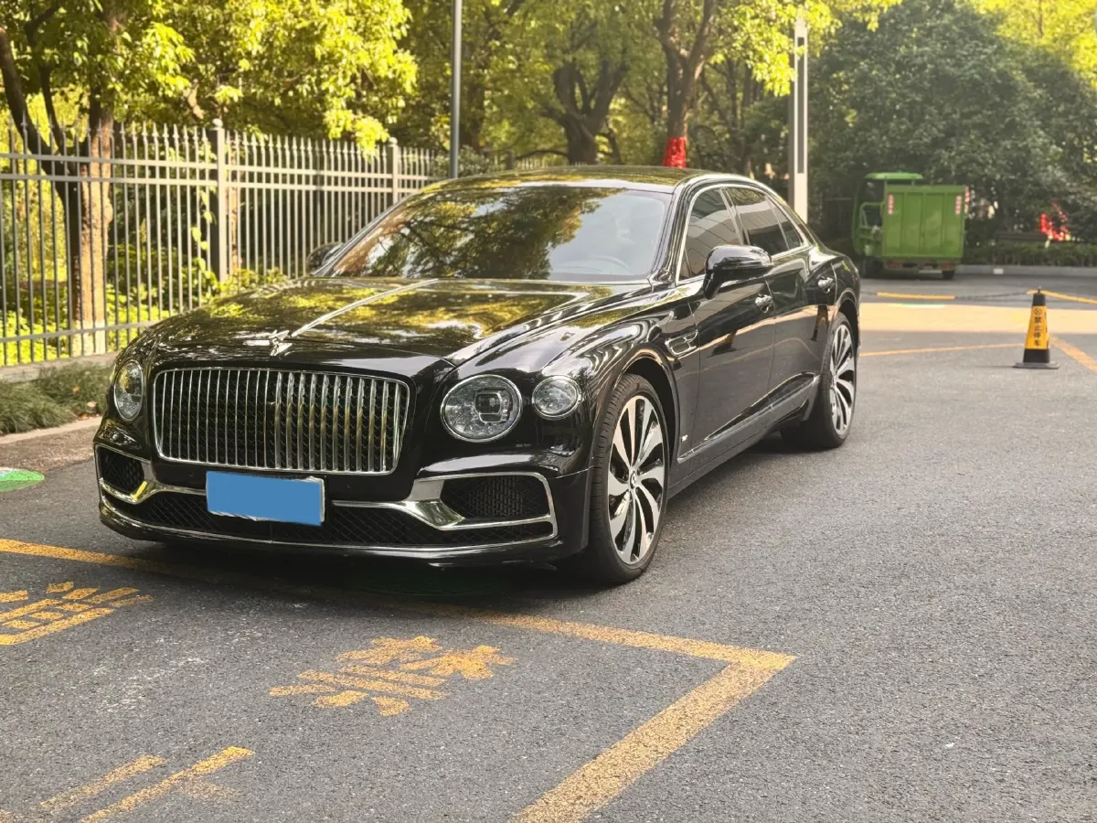 2021 Bentley Flying Spur 4.0T 550HP V8 8DCT,autocango,china used car exporter,china ev exporter,chinese used car exporter,chinese used ev exporter