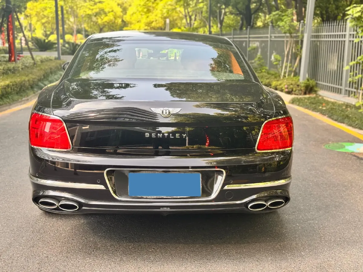 2021 Bentley Flying Spur 4.0T 550HP V8 8DCT,autocango,china used car exporter,china ev exporter,chinese used car exporter,chinese used ev exporter