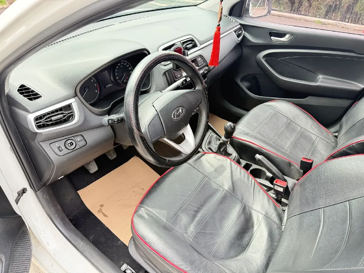 2020 Hyundai Reina 1.4L 95HP L4 5MT,autocango,china used car exporter,china ev exporter,chinese used car exporter,chinese used ev exporter