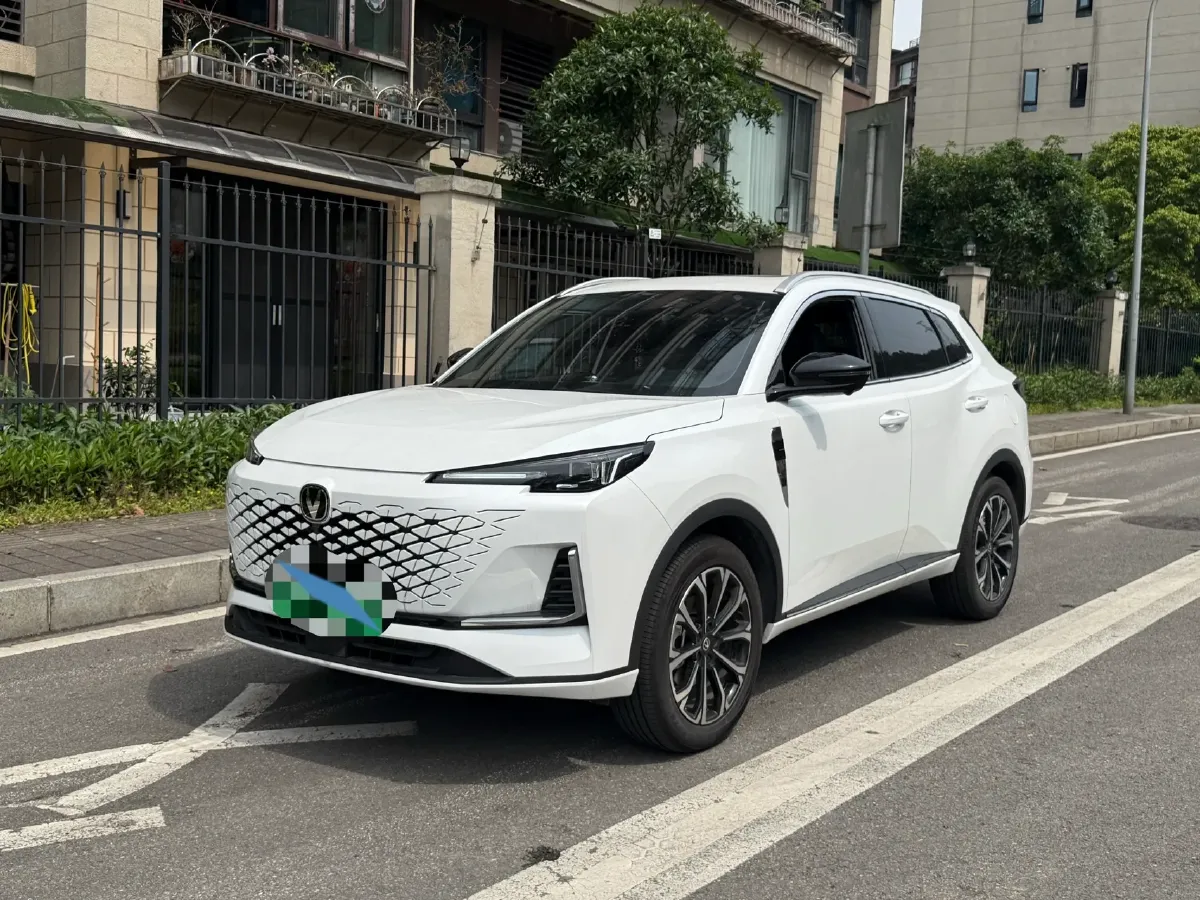 2025 ChangAn CS55PLUS PHEV 1.5L 98HP L4 E-CVT PHEV,autocango,china used car exporter,china ev exporter,chinese used car exporter,chinese used ev exporter