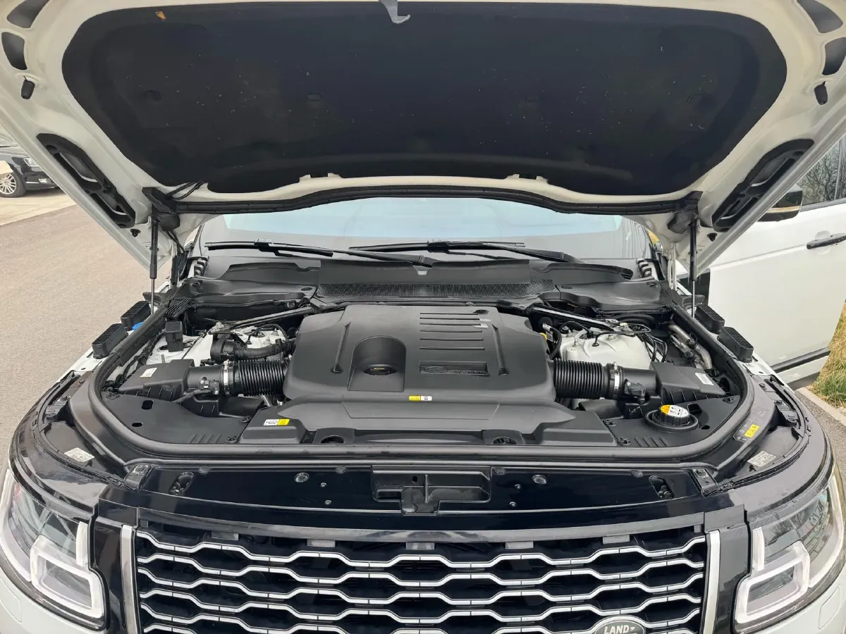 2021 Land Rover Range Rover 3.0T 400HP L6 8AT,autocango,china used car exporter,china ev exporter,chinese used car exporter,chinese used ev exporter