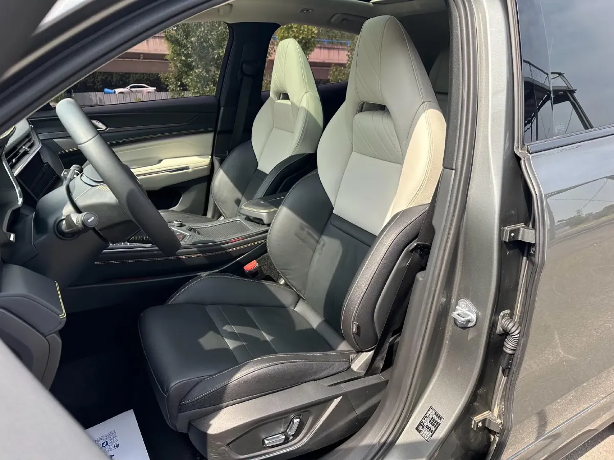 2020 LYNK&CO 05 2.0T 254HP L4 8AT,autocango,china used car exporter,china ev exporter,chinese used car exporter,chinese used ev exporter