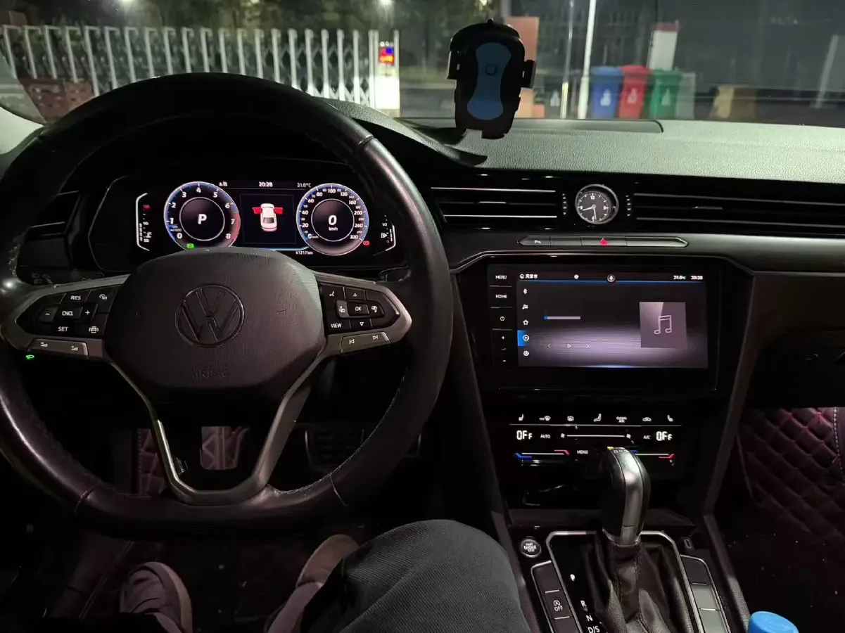 2020 Volkswagen Magotan 2.0T 186HP L4 7DCT,autocango,china used car exporter,china ev exporter,chinese used car exporter,chinese used ev exporter