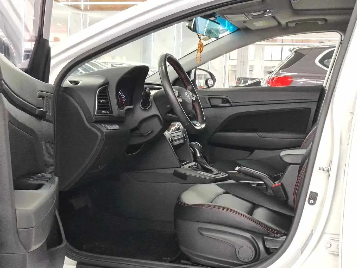 2016 Hyundai Elantra 1.6L 130HP L4 6AT,autocango,china used car exporter,china ev exporter,chinese used car exporter,chinese used ev exporter