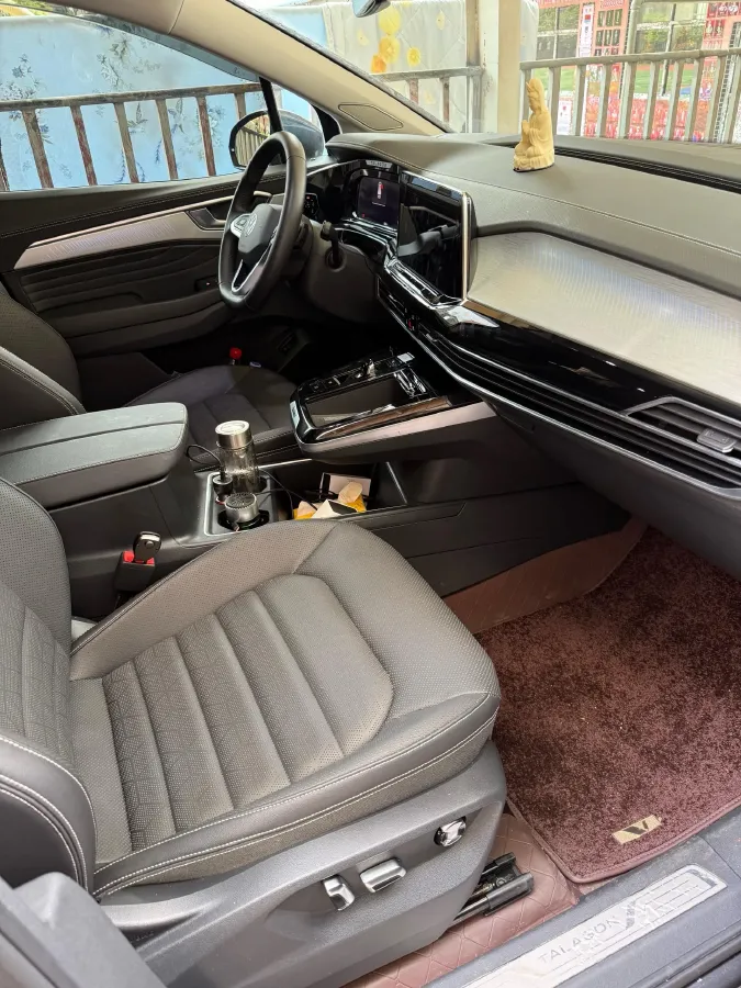 2023 Volkswagen Talagon 2.0T 220HP L4 7DCT,autocango,china used car exporter,china ev exporter,chinese used car exporter,chinese used ev exporter