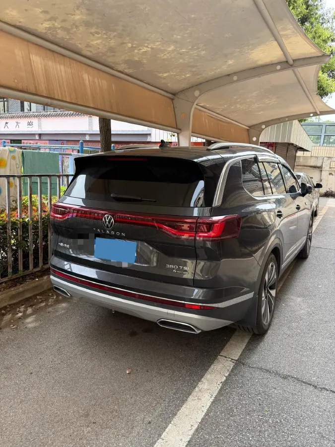 2023 Volkswagen Talagon 2.0T 220HP L4 7DCT,autocango,china used car exporter,china ev exporter,chinese used car exporter,chinese used ev exporter