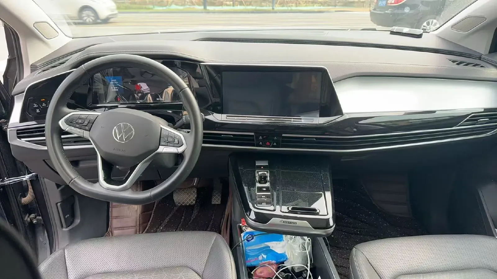 2022 Volkswagen Talagon 2.0T 220HP L4 7DCT,autocango,china used car exporter,china ev exporter,chinese used car exporter,chinese used ev exporter