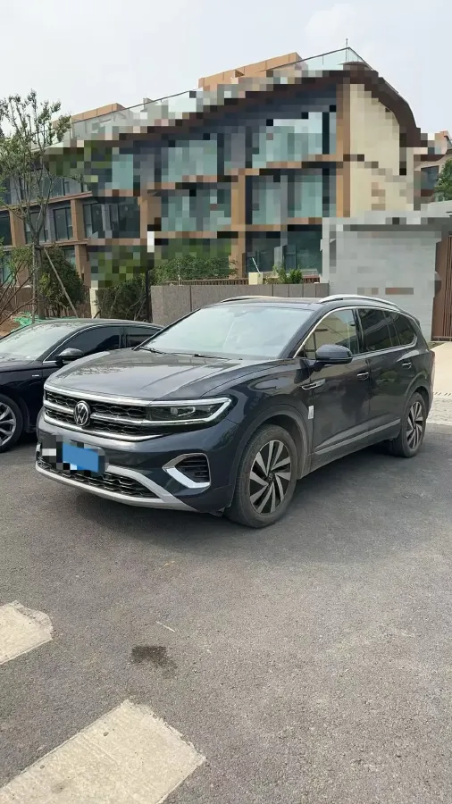 2022 Volkswagen Talagon 2.0T 220HP L4 7DCT,autocango,china used car exporter,china ev exporter,chinese used car exporter,chinese used ev exporter