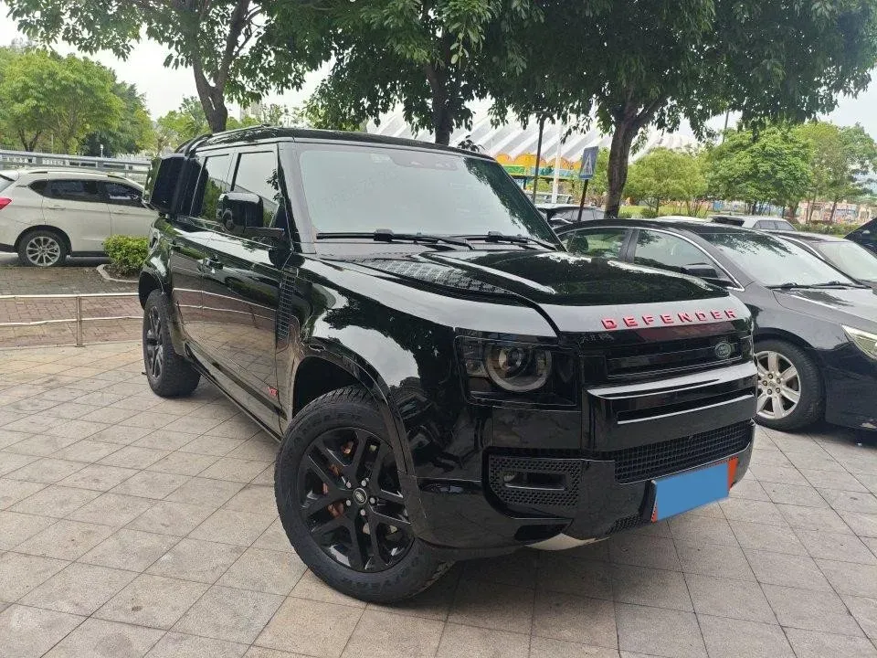2023 Land Rover Defender 3.0T 400HP L6 8AT,autocango,china used car exporter,china ev exporter,chinese used car exporter,chinese used ev exporter
