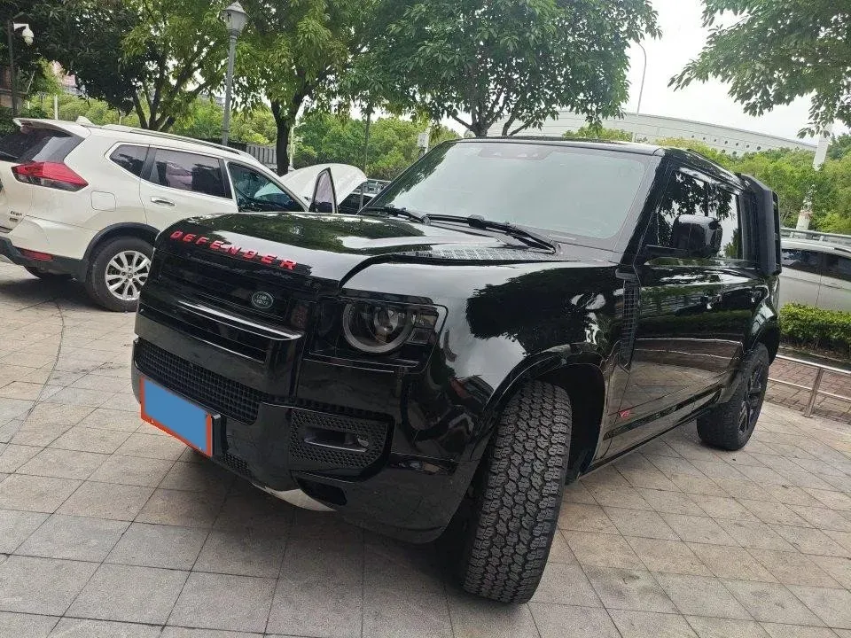 2023 Land Rover Defender 3.0T 400HP L6 8AT,autocango,china used car exporter,china ev exporter,chinese used car exporter,chinese used ev exporter