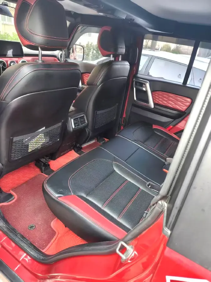 2018 Beijing BJ40 2.0T 218HP L4 6AT,autocango,china used car exporter,china ev exporter,chinese used car exporter,chinese used ev exporter