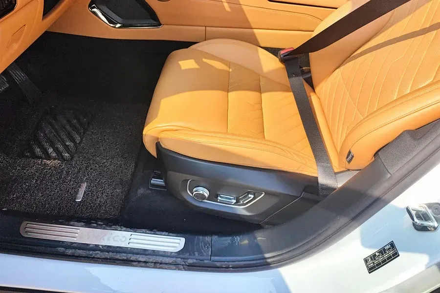 2021 LYNK&CO 09 EM-P 2.0T 254HP L4 8AT PHEV 18.83KWH,autocango,china used car exporter,china ev exporter,chinese used car exporter,chinese used ev exporter