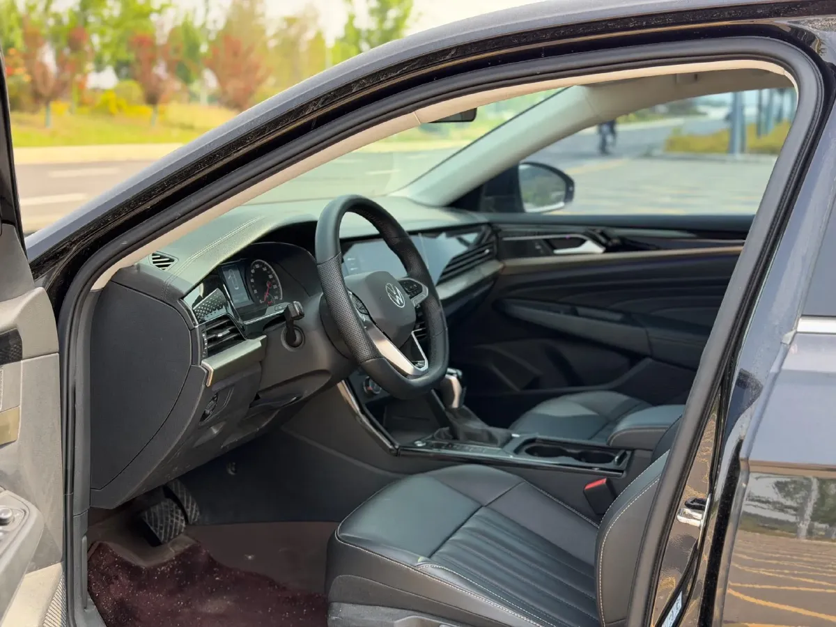 2020 Volkswagen Passat 1.4T 150HP L4 7DCT,autocango,china used car exporter,china ev exporter,chinese used car exporter,chinese used ev exporter