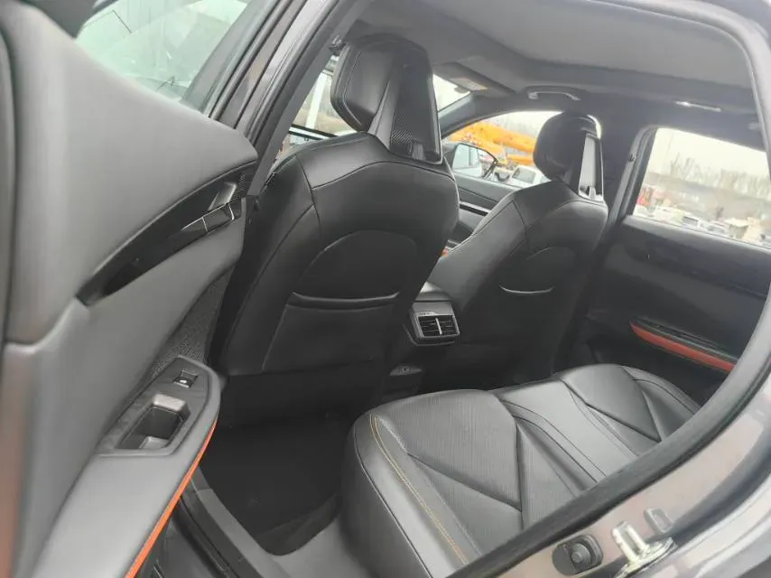 2023 ChangAn UNI-V iDD 1.5T 170HP L4 6TCT PHEV 18.4KWH,autocango,china used car exporter,china ev exporter,chinese used car exporter,chinese used ev exporter