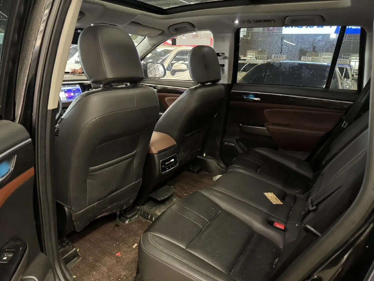 2017 GAC Trumpchi GS8 2.0T 201HP L4 6AT,autocango,china used car exporter,china ev exporter,chinese used car exporter,chinese used ev exporter