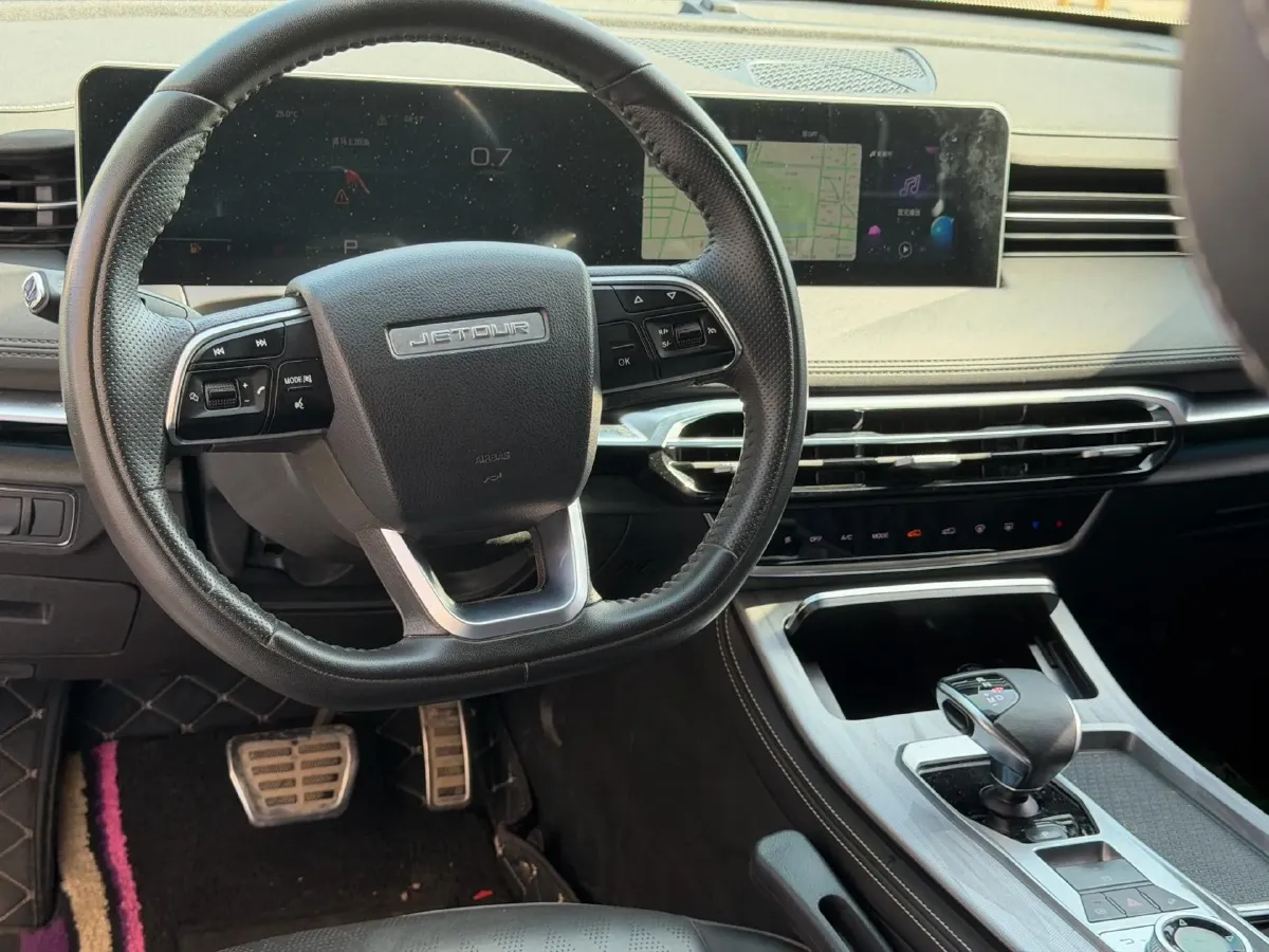 2023 ChangAn Oshan X7 Plus 1.5T 188HP L4 7DCT,autocango,china used car exporter,china ev exporter,chinese used car exporter,chinese used ev exporter