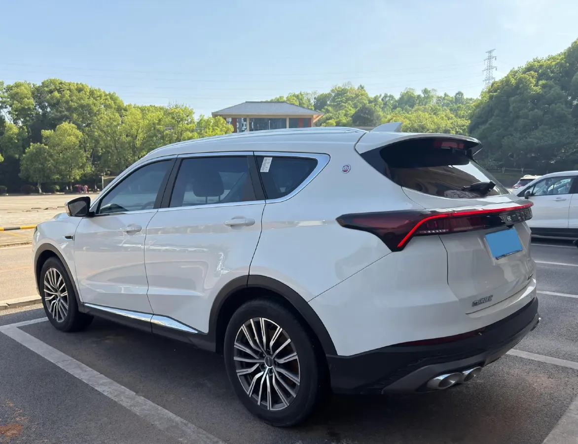 2023 ChangAn Oshan X7 Plus 1.5T 188HP L4 7DCT,autocango,china used car exporter,china ev exporter,chinese used car exporter,chinese used ev exporter