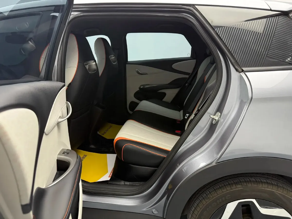 2021 Ford Escort 1.5L 122HP L3 6AT,autocango,china used car exporter,china ev exporter,chinese used car exporter,chinese used ev exporter