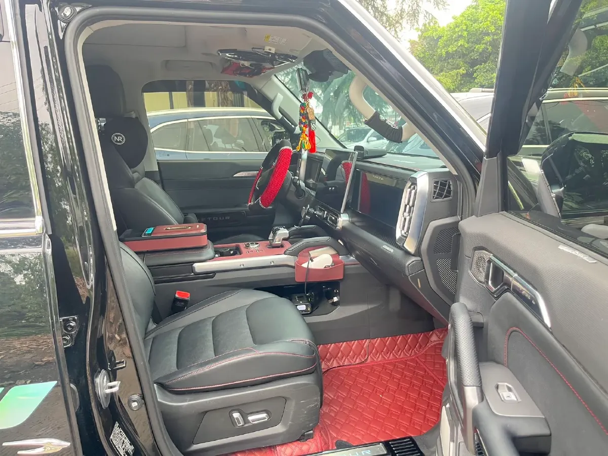 2025 Jetour ShanHai TravellerC-DM 1.5T 156HP L4 3DHT PHEV,autocango,china used car exporter,china ev exporter,chinese used car exporter,chinese used ev exporter