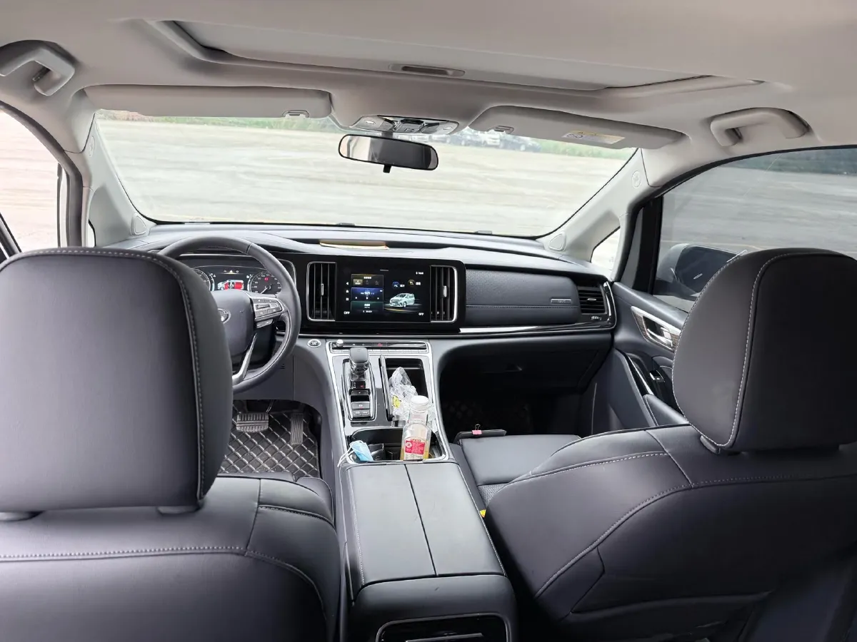 2021 GAC Trumpchi M8 2.0T 252HP L4 8AT,autocango,china used car exporter,china ev exporter,chinese used car exporter,chinese used ev exporter