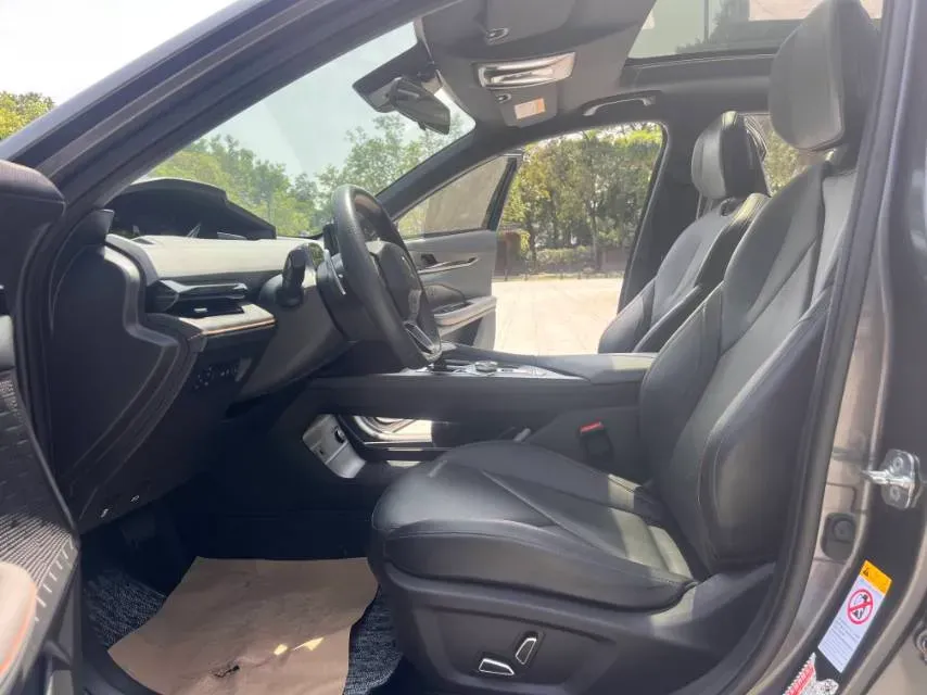 2022 ChangAn UNI-V 1.5T 188HP L4 7DCT,autocango,china used car exporter,china ev exporter,chinese used car exporter,chinese used ev exporter